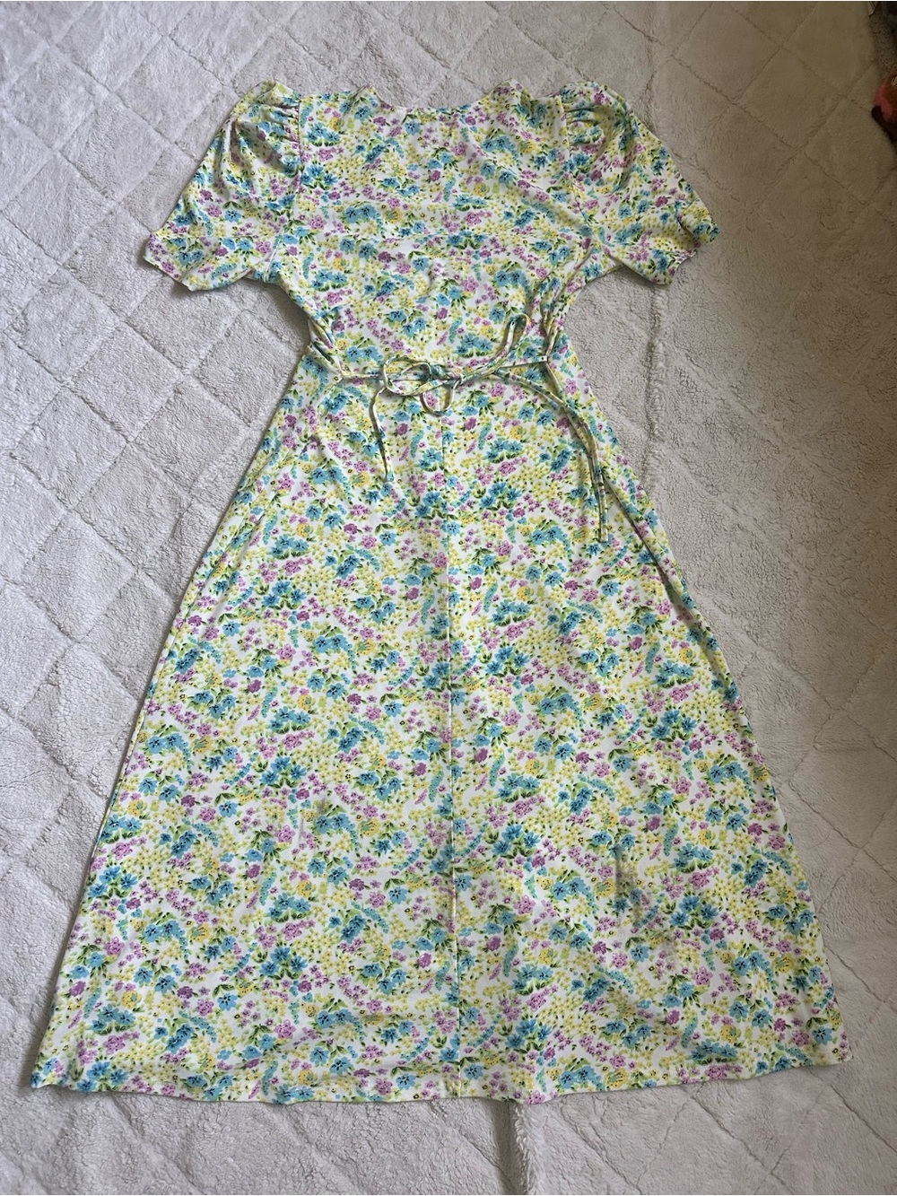 Asos Design | Pastel Floral Short Sleeve Midi Tea Dress | Size 12 - Picture 4 of 8